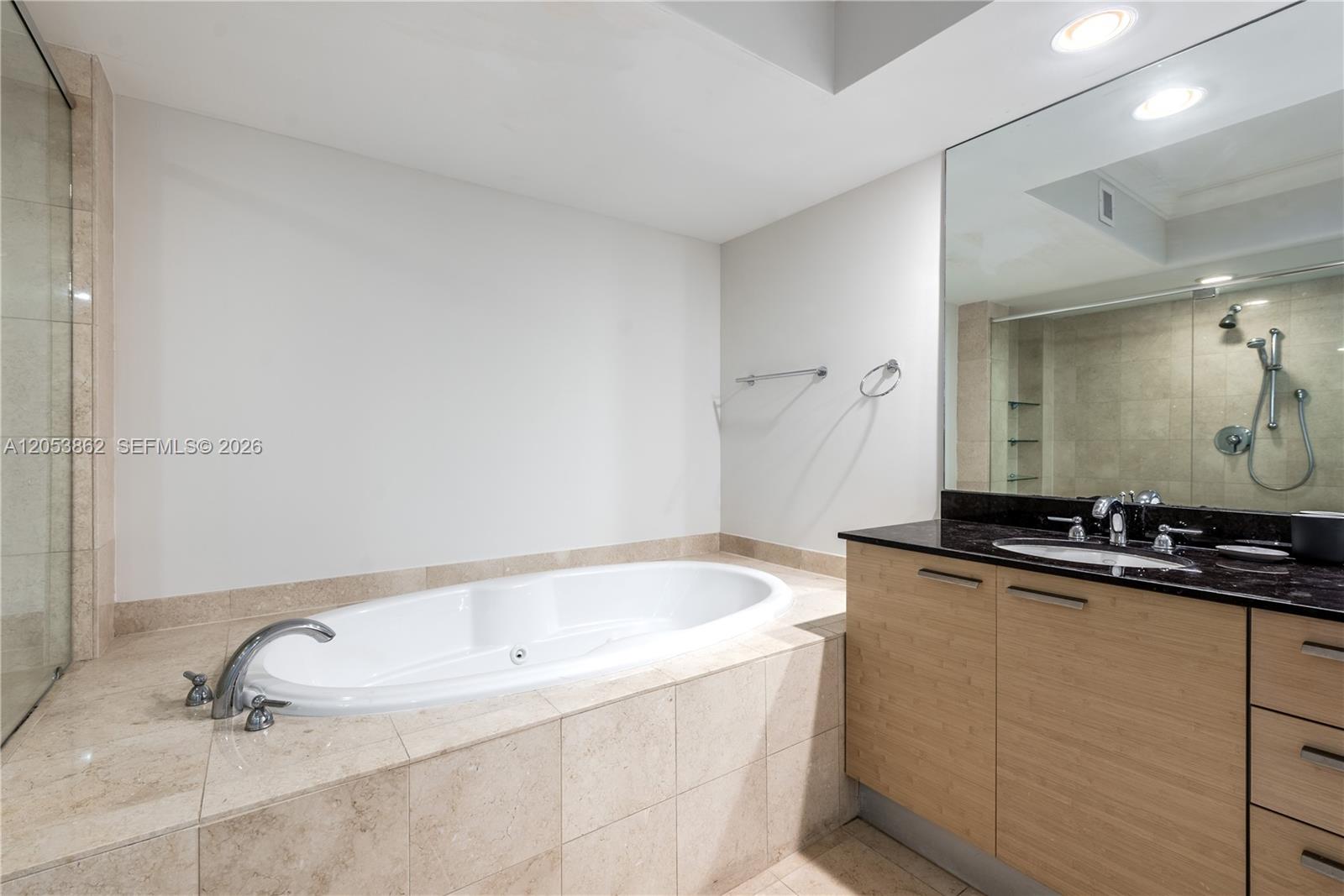 3511 3 / 2 1554 sq. ft. $ 2026-07-15 0 foto
