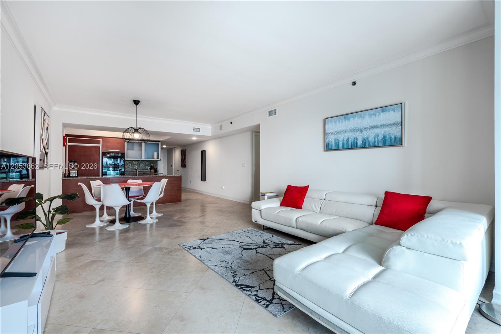 3511 3 / 2 1554 sq. ft. $ 2026-07-15 0 foto