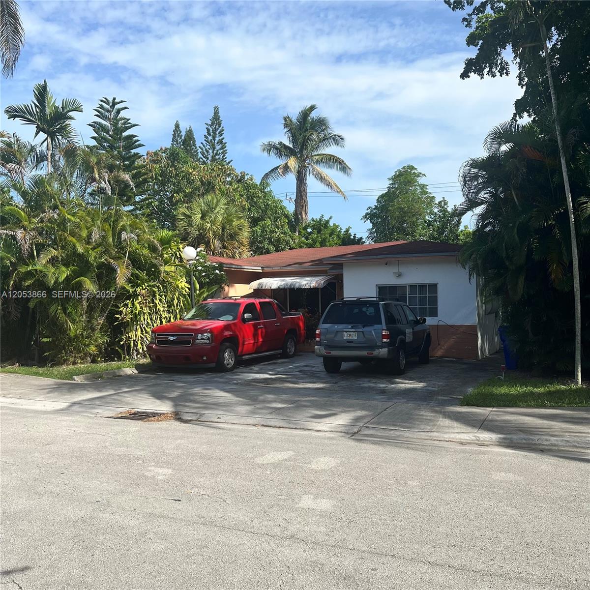 See details 1760 3 / 2 1596 sq. ft. $ 2026-08-31 0 Photo