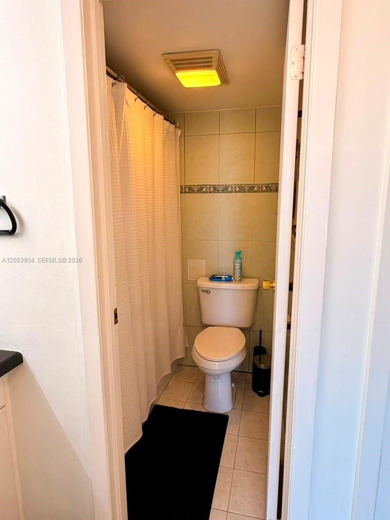 Photo of 3475 Country Club Dr  #603, Aventura, Florida, 33180 - 
