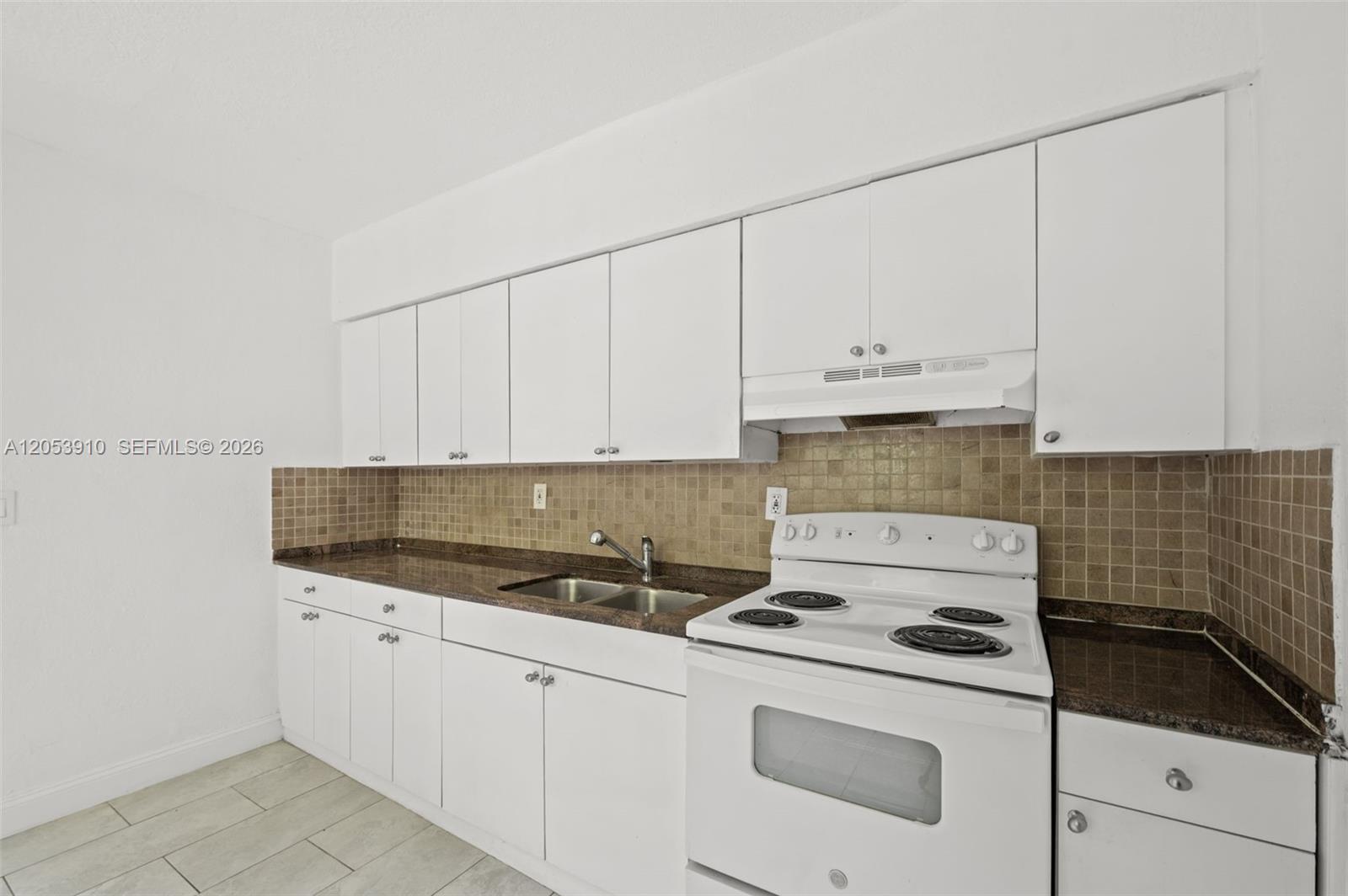  /  1820 sq. ft. $ 2026-07-15 0 foto