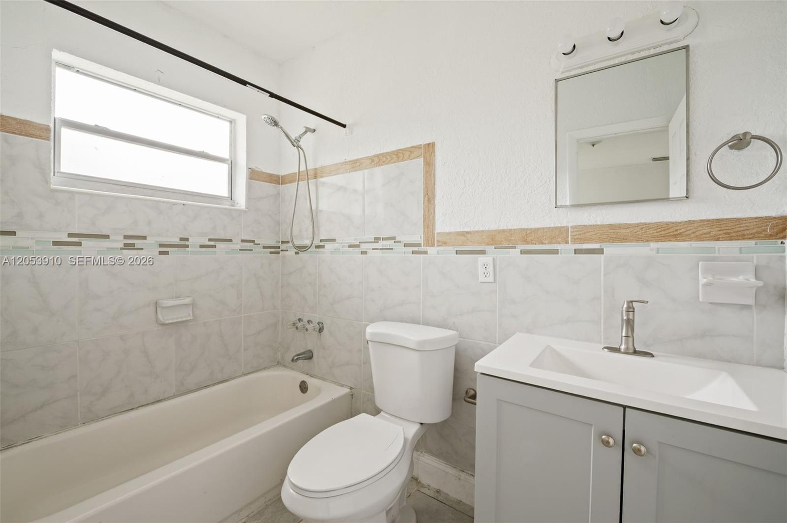   /  1820 sq. ft. $ 2026-07-15 0 foto