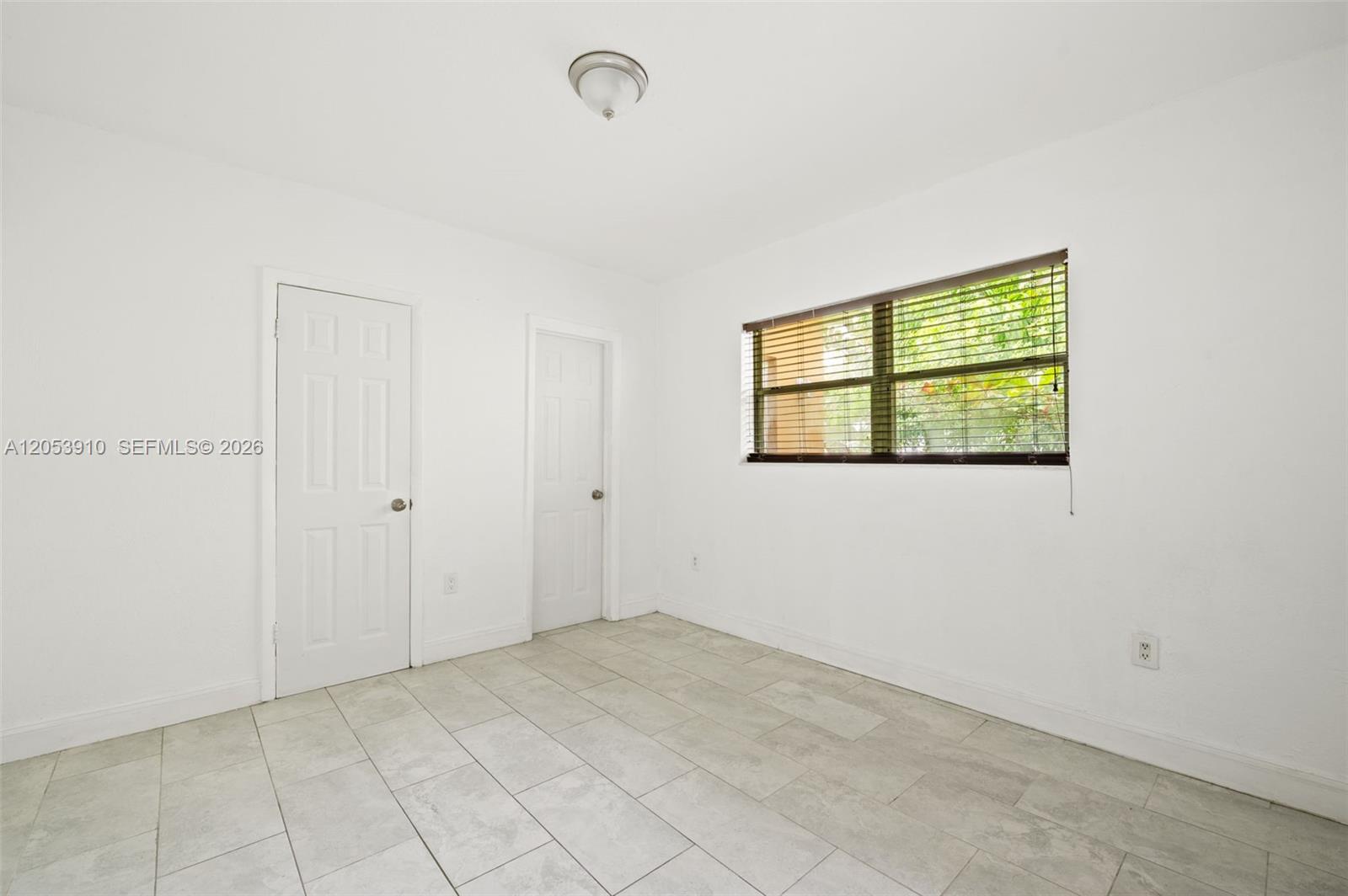   /  1820 sq. ft. $ 2026-07-15 0 foto