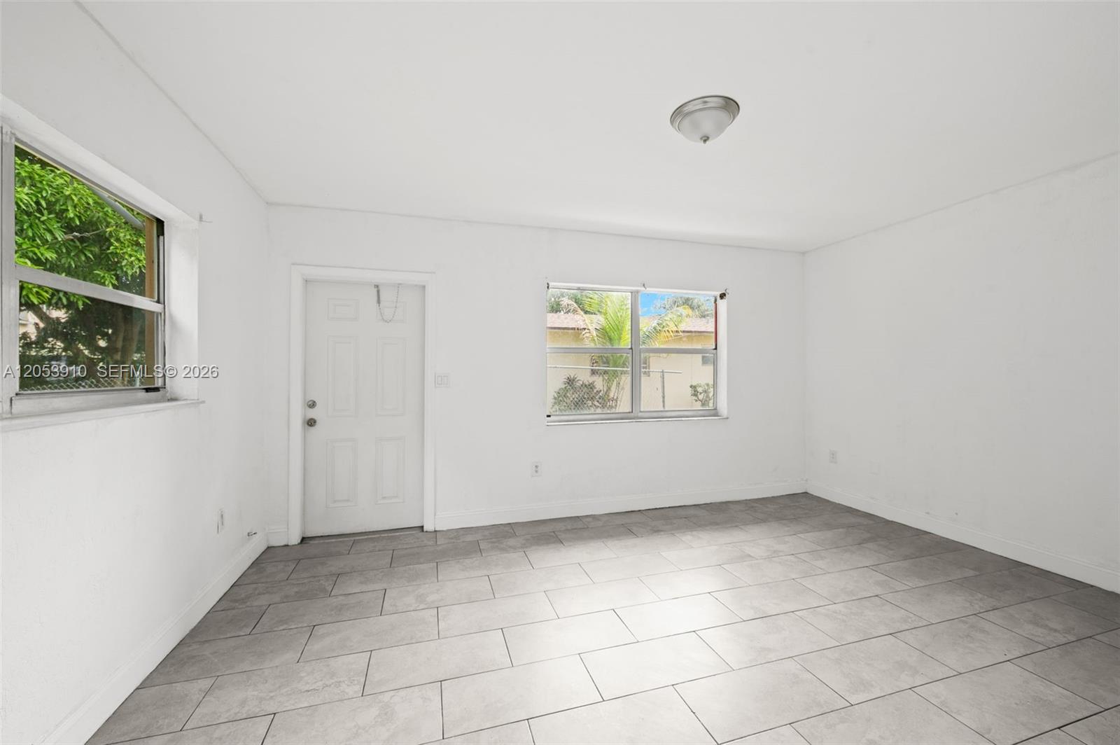   /  1820 sq. ft. $ 2026-07-15 0 foto
