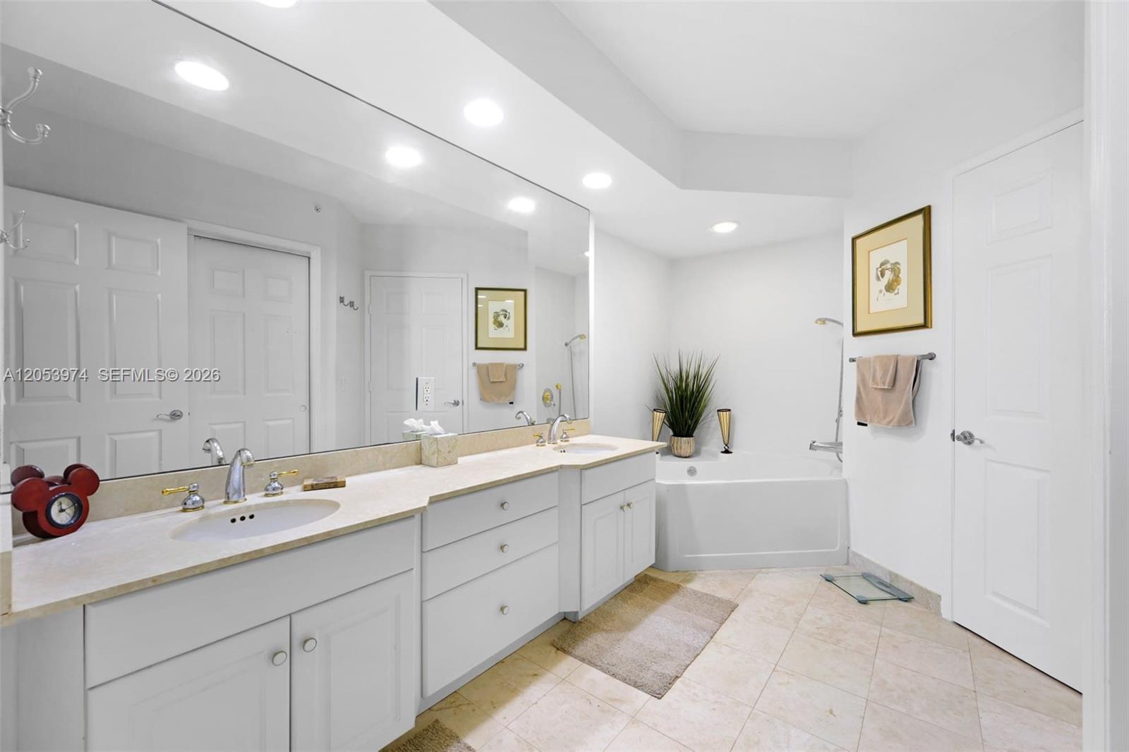 Photo of 3370 Hidden Bay Dr  #507, Aventura, Florida, 33180 - 