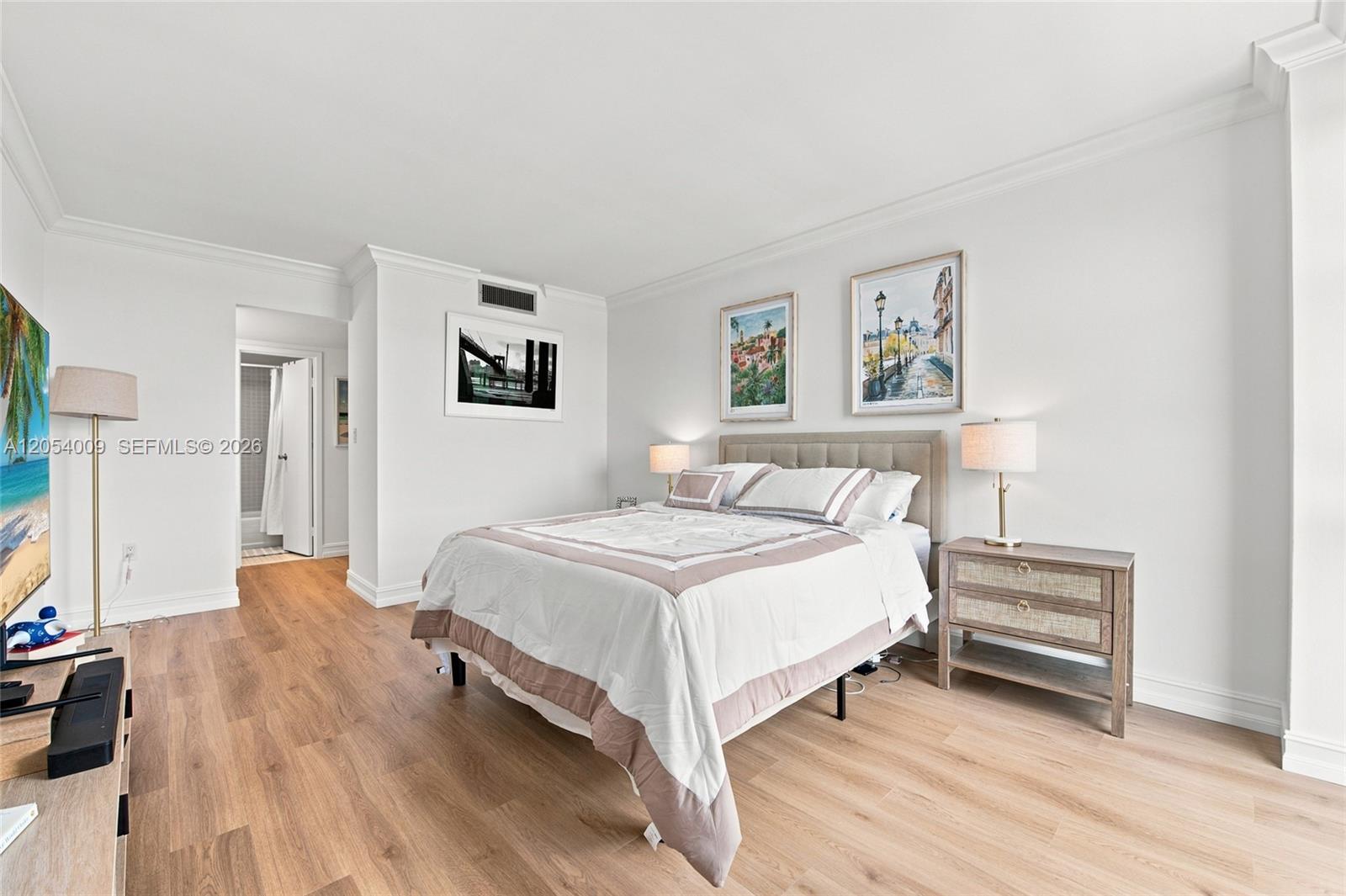 Photo of 3625 Country Club Dr  #1210, Aventura, Florida, 33180 - 