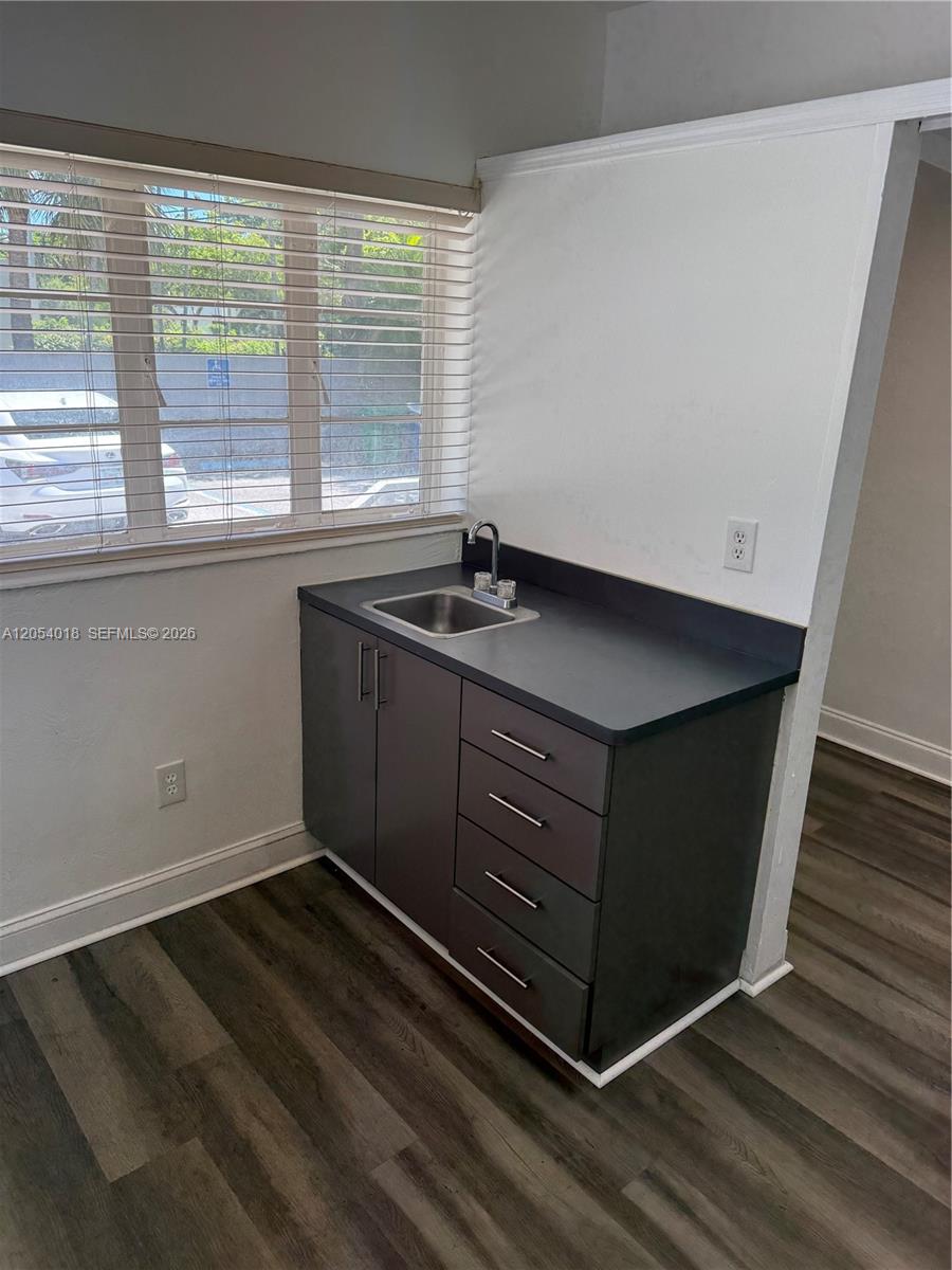   /   sq. ft. $ 2026-07-15 0 foto