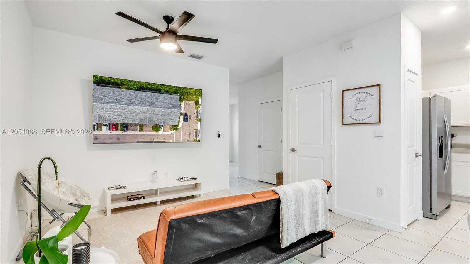 Ver detalles 1871 3 / 3 1488 sq. ft. $ 2026-07-15 0 foto