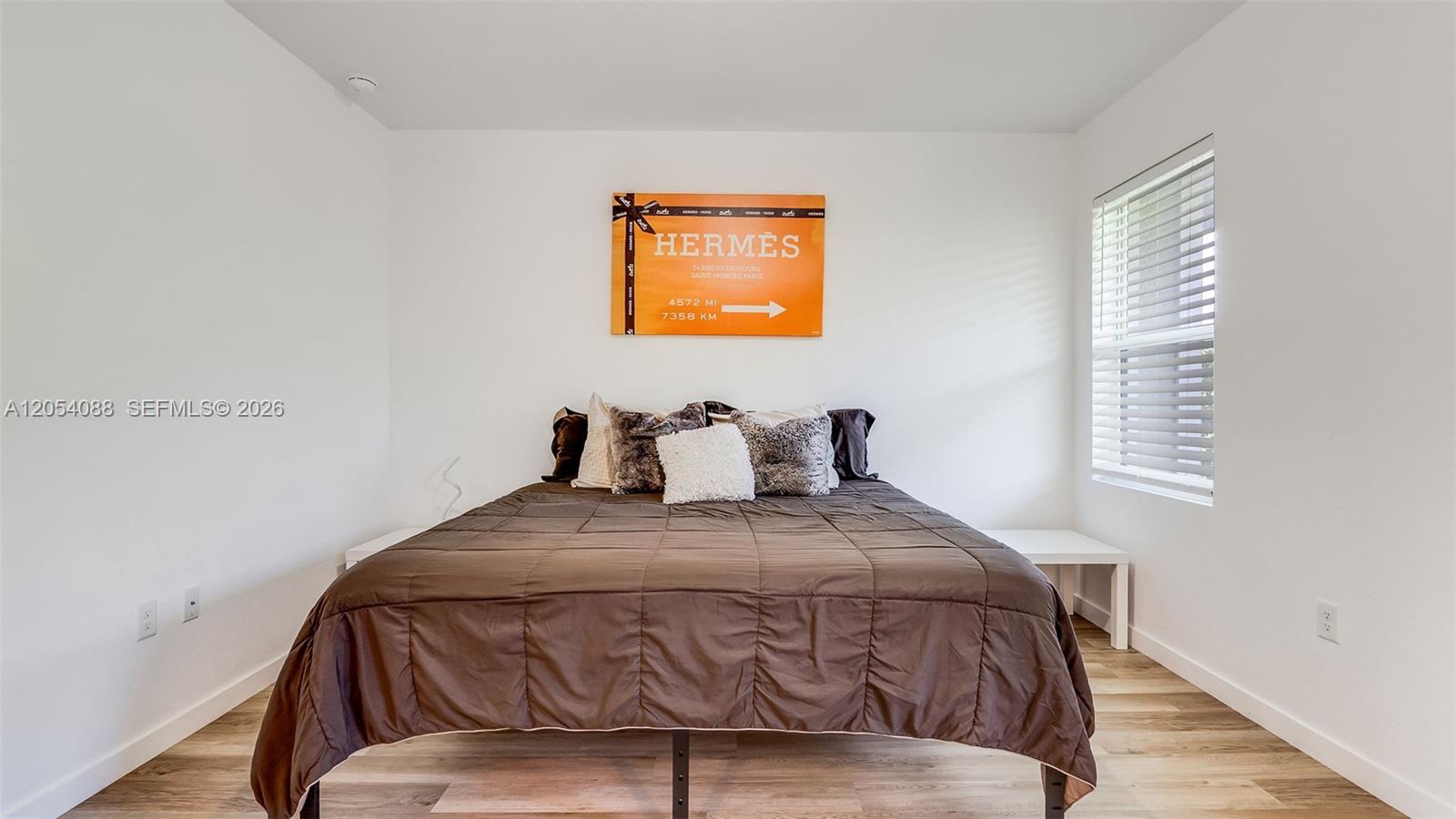 Ver detalles 1871 3 / 3 1488 sq. ft. $ 2026-07-15 0 foto
