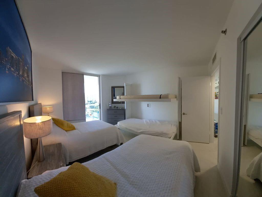 Photo of 16425 Collins  #818, Sunny Isles Beach, Florida, 33160 - Photo 28