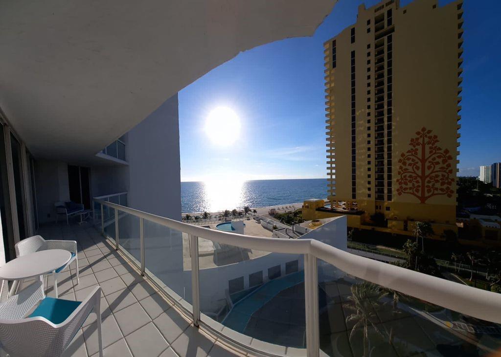 Photo of 16425 Collins  #818, Sunny Isles Beach, Florida, 33160 - Photo 8