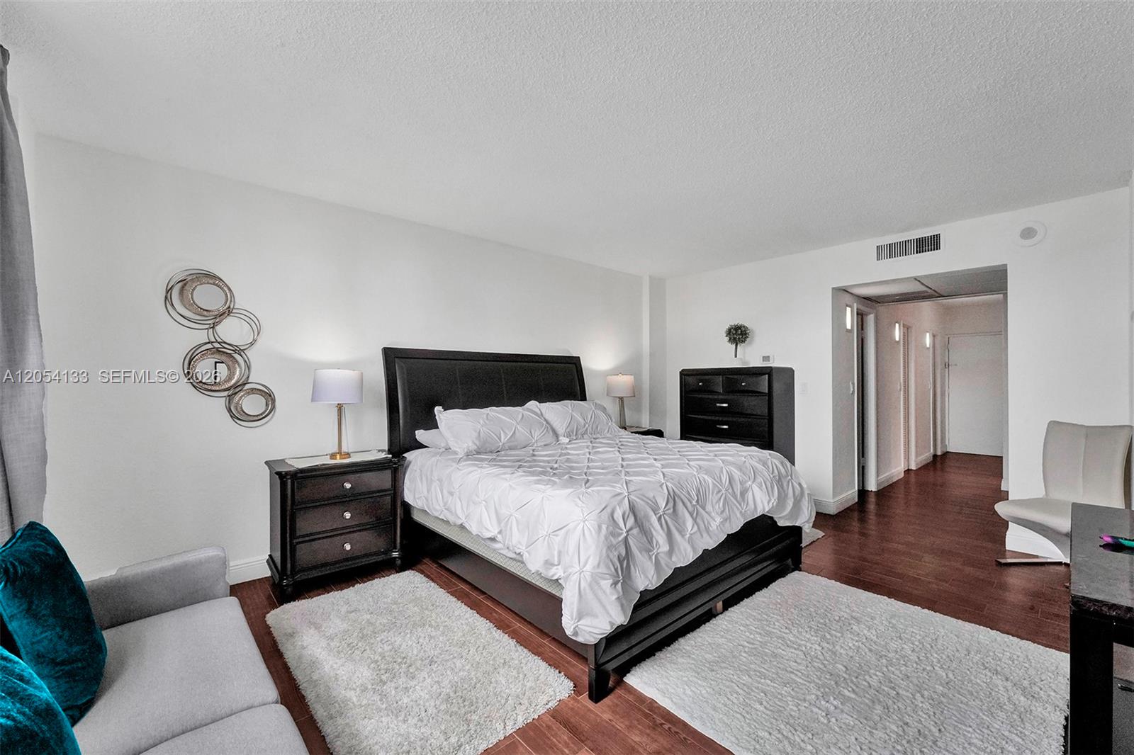 Photo of 19370 Collins Ave  #1001, Sunny Isles Beach, Florida, 33160 - Main bedroom