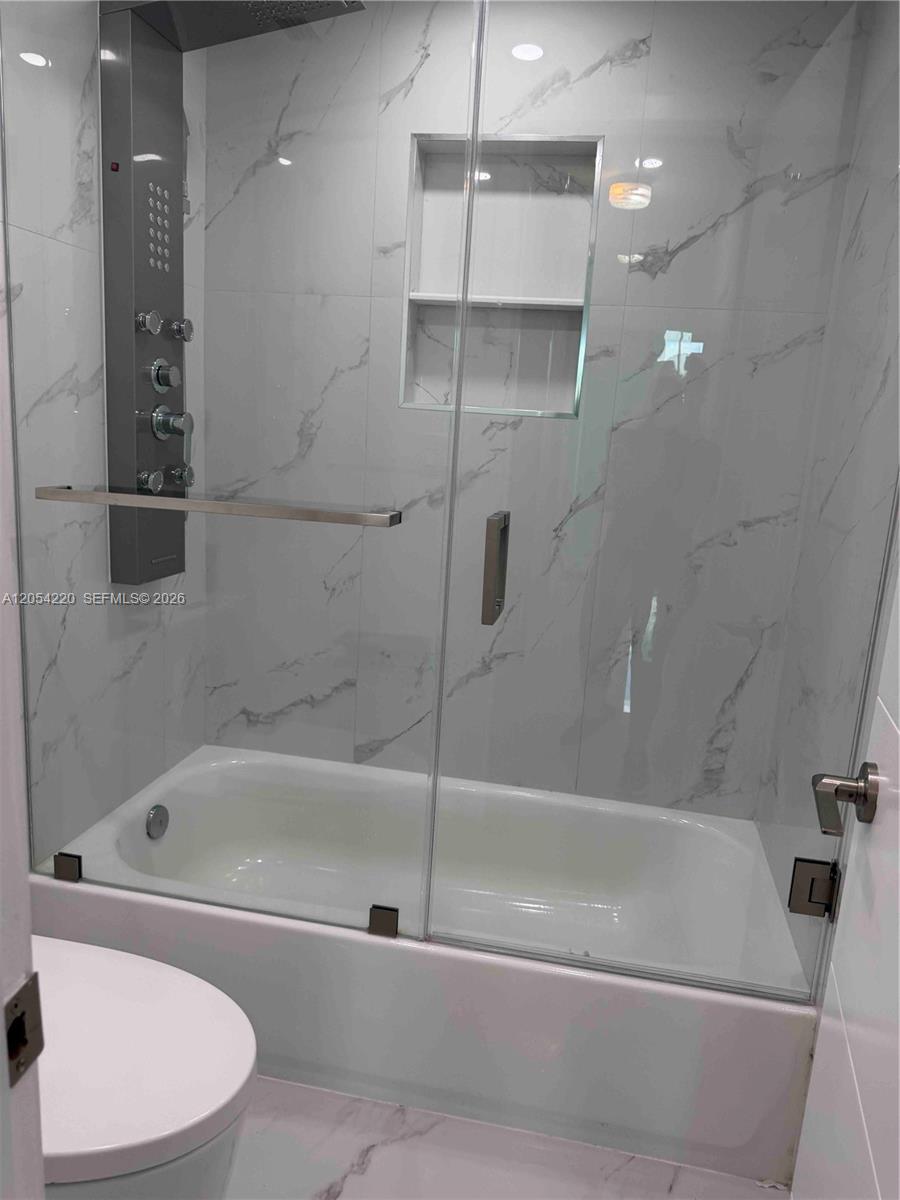 232 2 / 2 1295 sq. ft. $ 2026-09-29 0 Photo