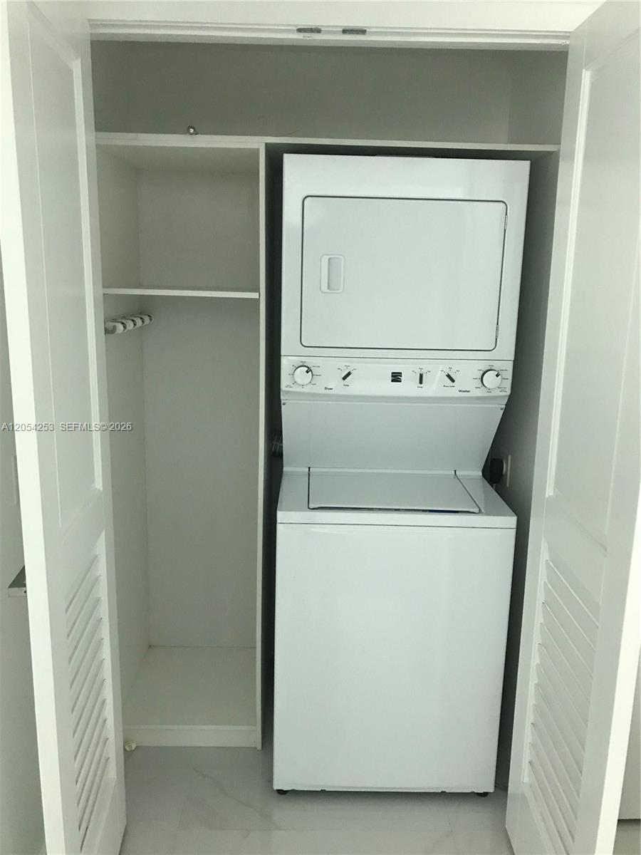 Photo of 1080 Brickell Ave #1607, Miami, Florida, 33131 -