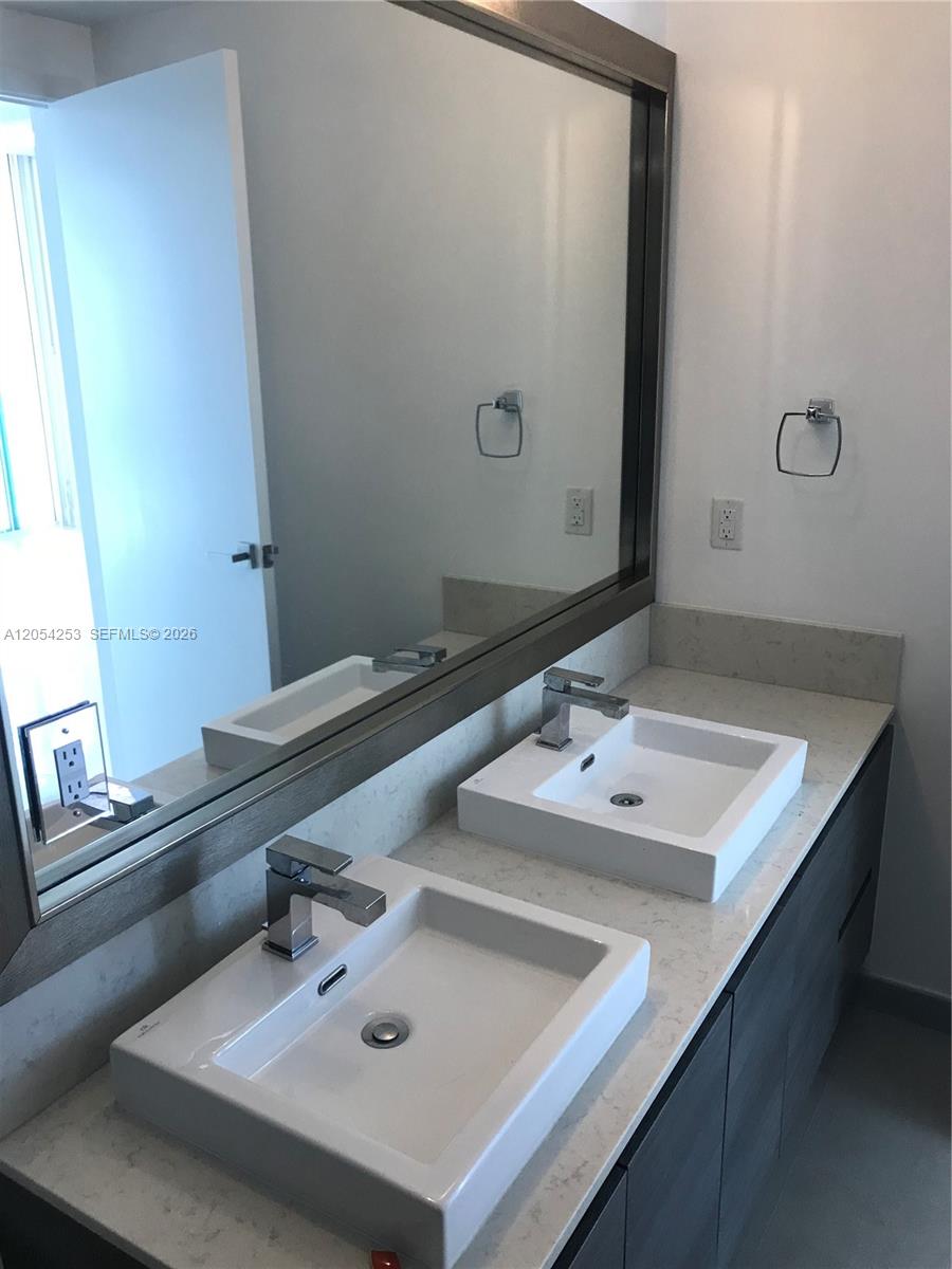 Photo of 1080 Brickell Ave #1607, Miami, Florida, 33131 -