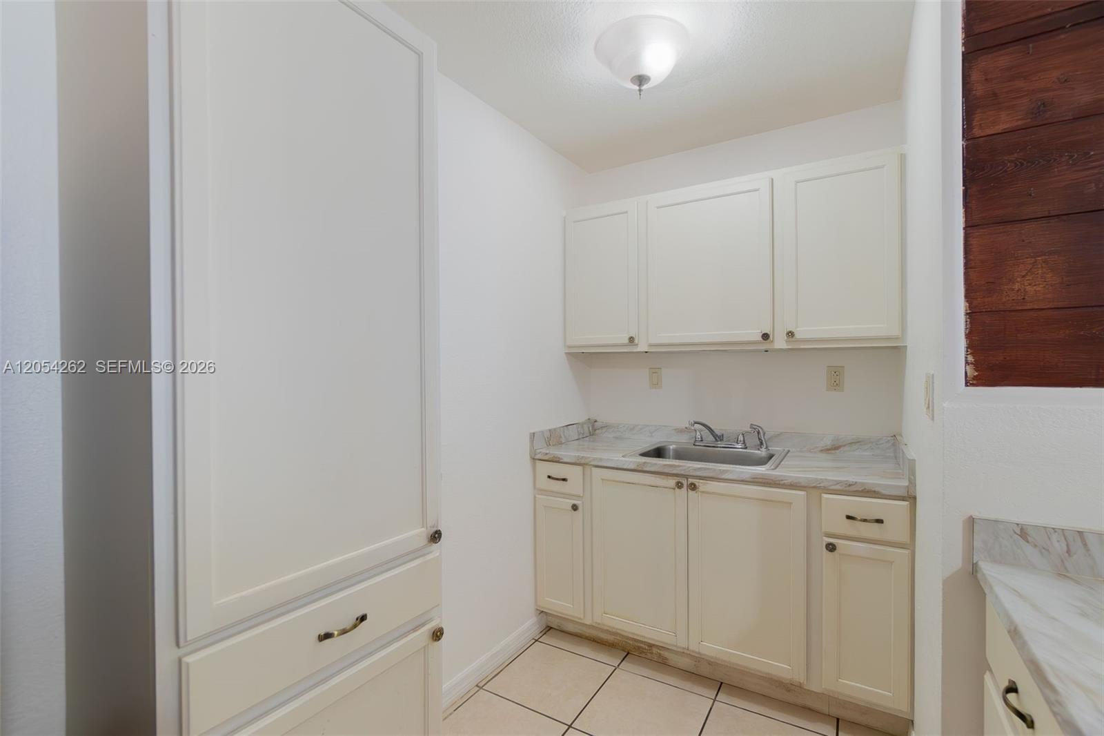 Ver detalles / 1258 sq. ft. $ 2026-07-15 0 foto