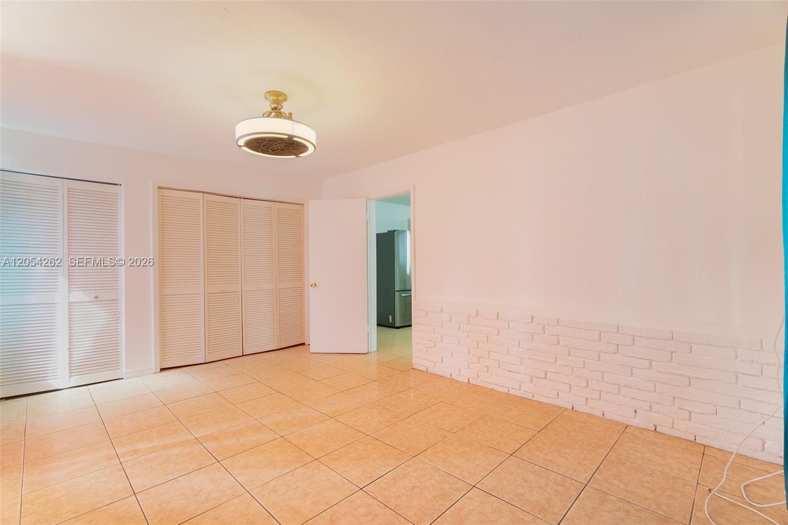 Ver detalles / 1258 sq. ft. $ 2026-07-15 0 foto