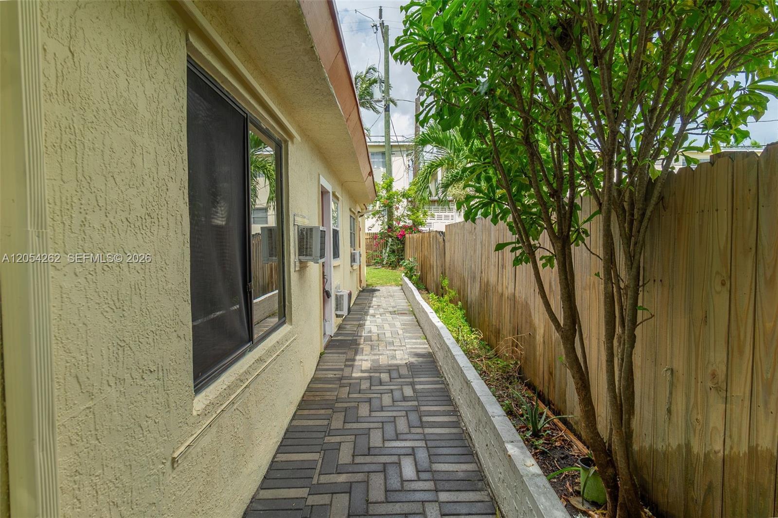 Ver detalles / 1258 sq. ft. $ 2026-07-15 0 foto