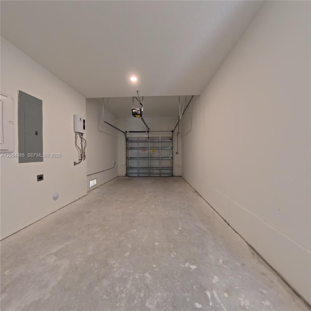 See details 1374 5 / 3 1810 sq. ft. $ 2026-07-15 0 Photo