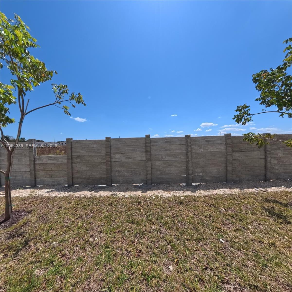 See details 1374 5 / 3 1810 sq. ft. $ 2026-07-15 0 Photo