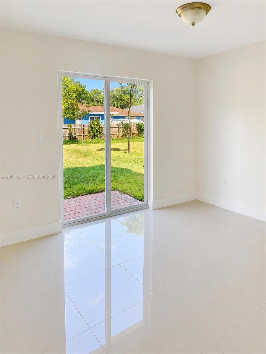 Ver detalles / 2184 sq. ft. $ 2026-07-15 0 foto