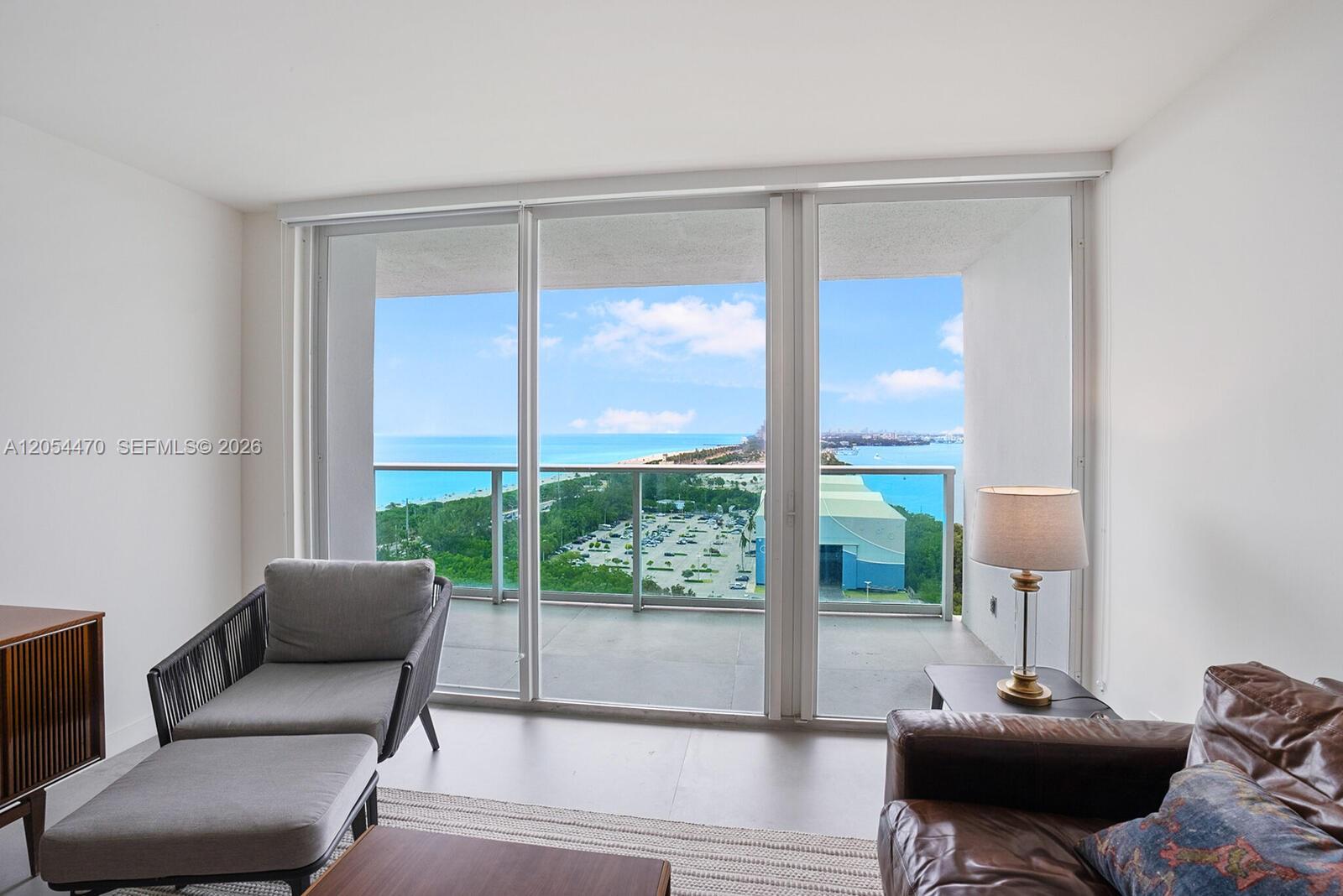 See details 2125 2 / 2 1357 sq. ft. $ 2026-07-15 0 Photo
