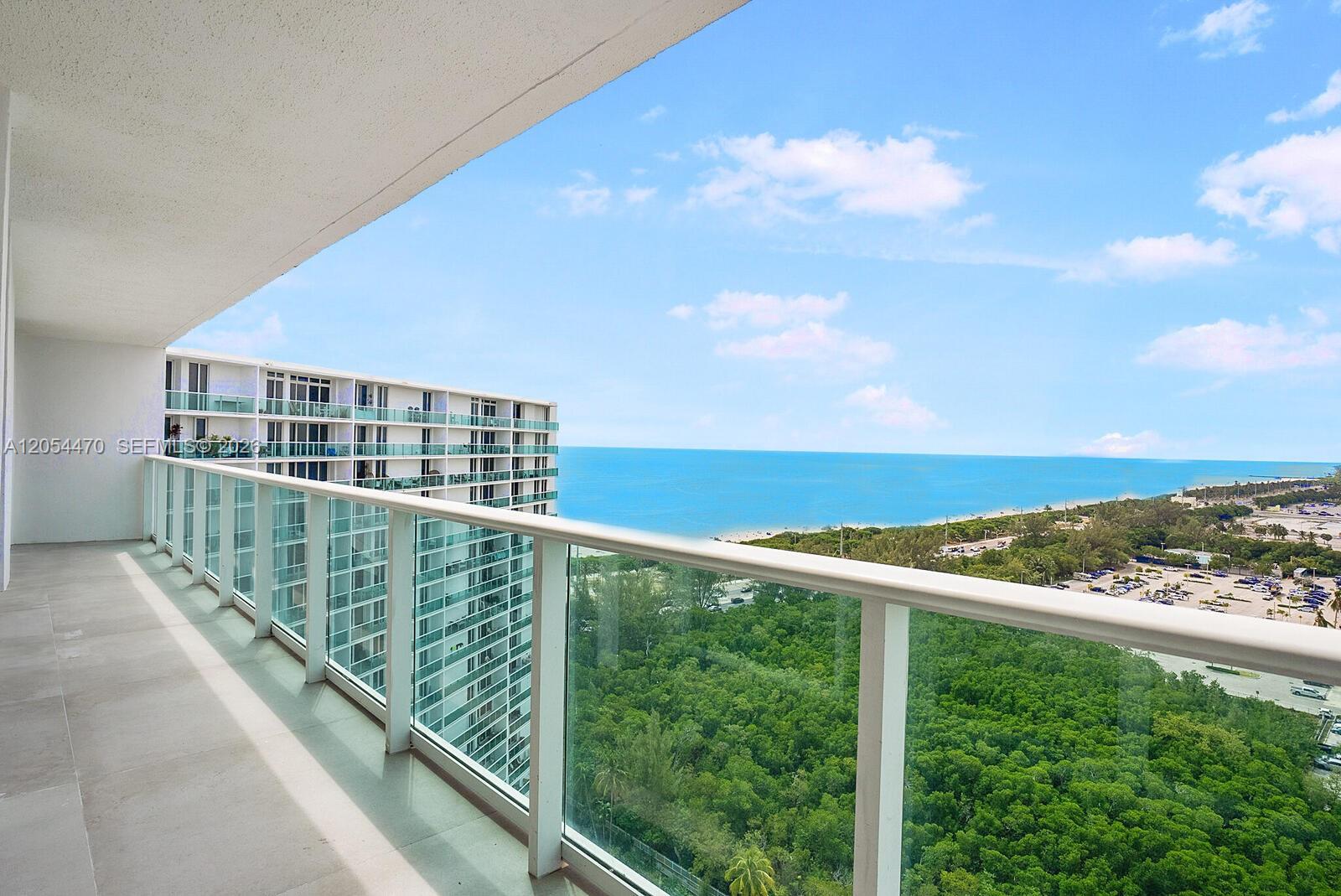 See details 2125 2 / 2 1357 sq. ft. $ 2026-07-15 0 Photo