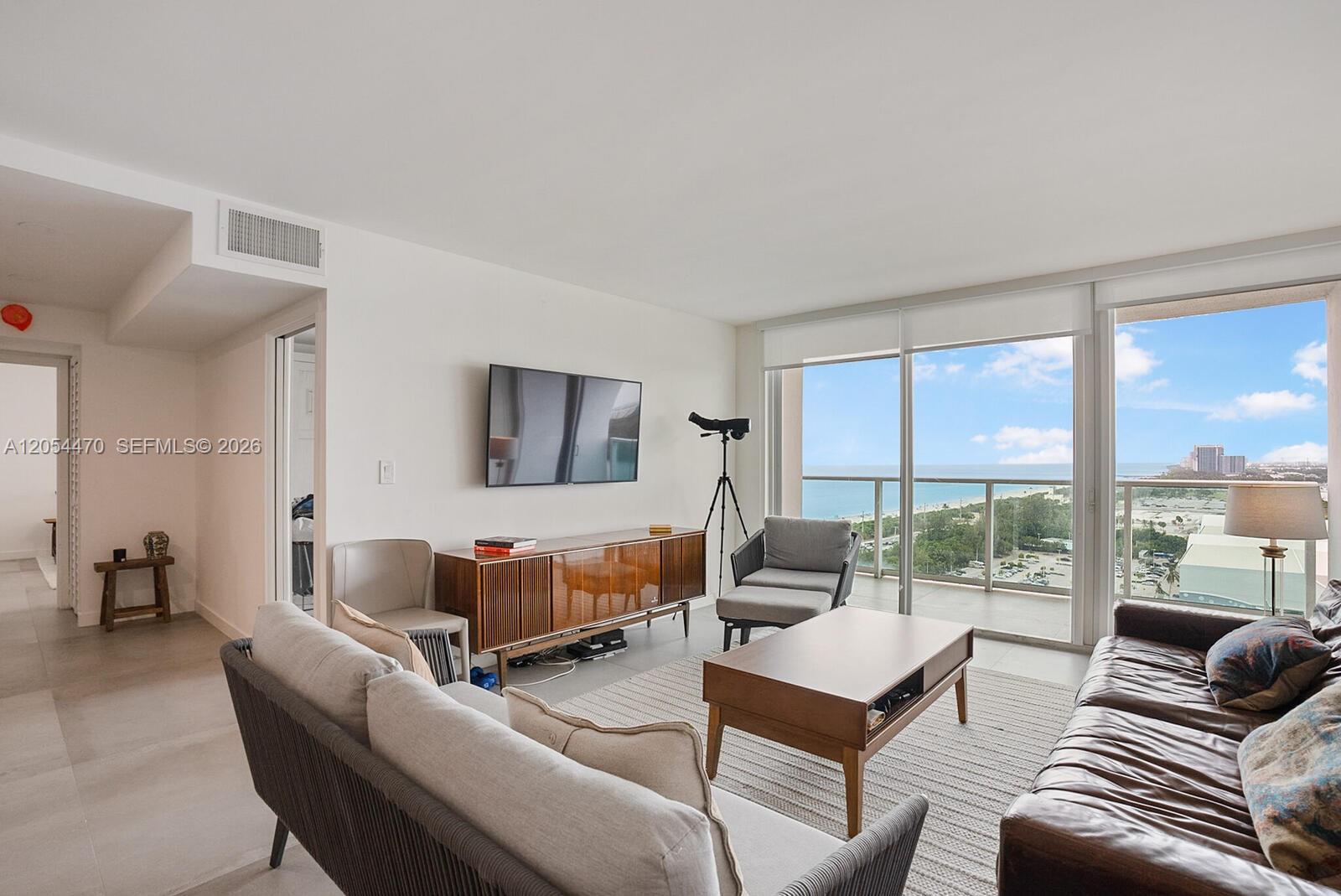 See details 2125 2 / 2 1357 sq. ft. $ 2026-07-15 0 Photo
