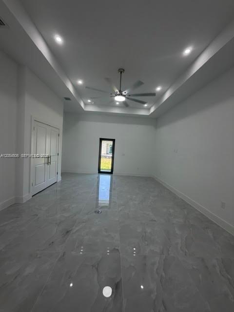 Ver detalles / sq. ft. $ 2026-07-15 0 foto