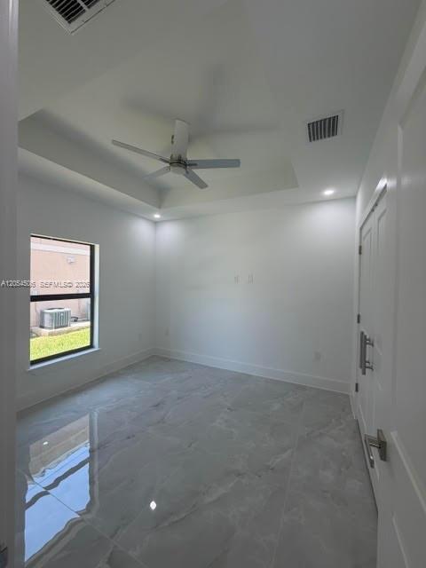 Ver detalles / sq. ft. $ 2026-07-15 0 foto