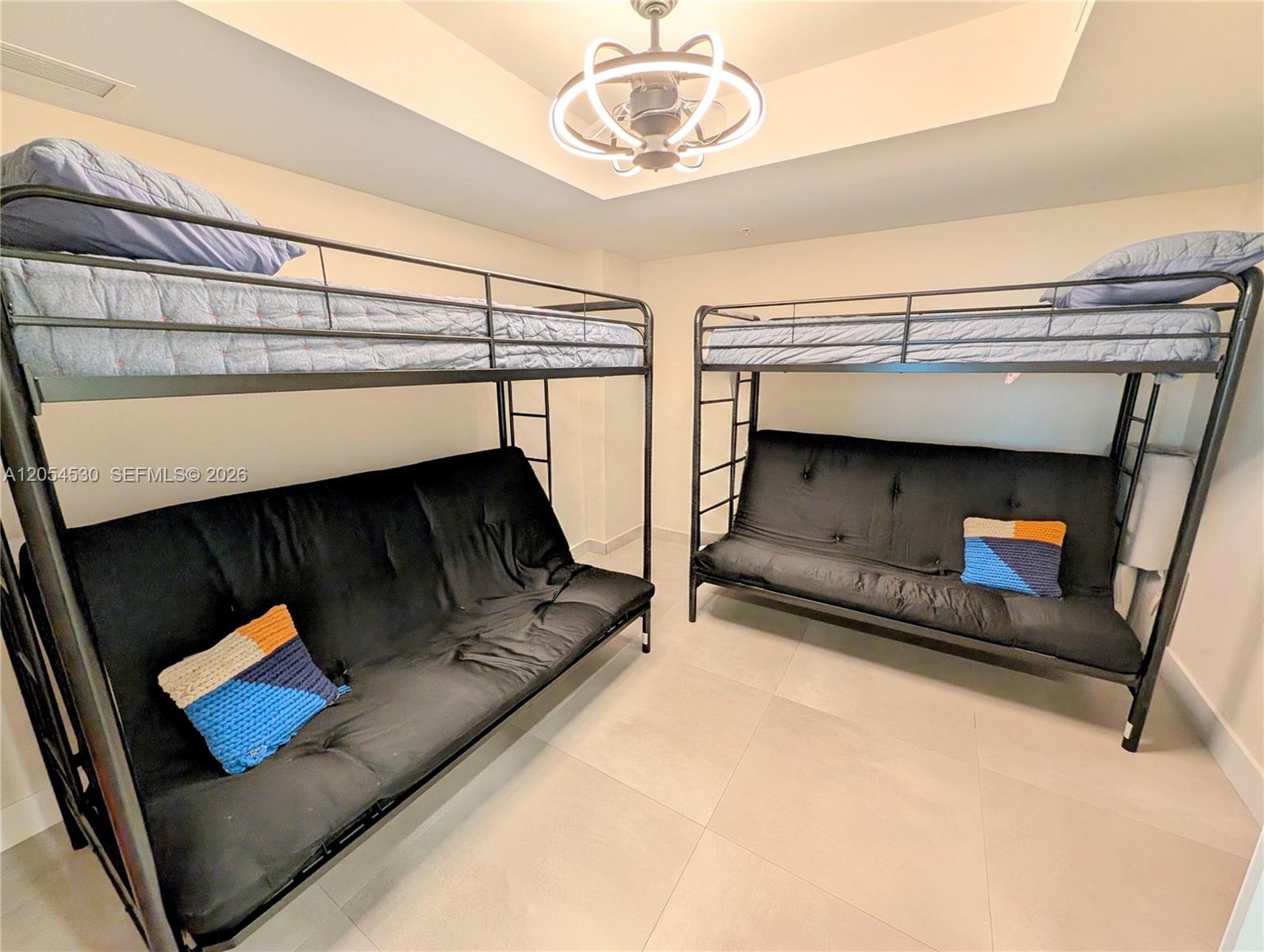 Photo of 17301 Biscayne Blvd #1501, North Miami Beach, Florida, 33160 - closed in den