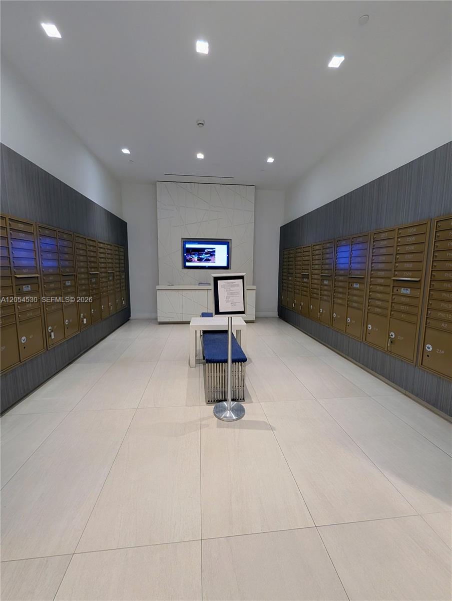Photo of 17301 Biscayne Blvd #1501, North Miami Beach, Florida, 33160 - Mail room