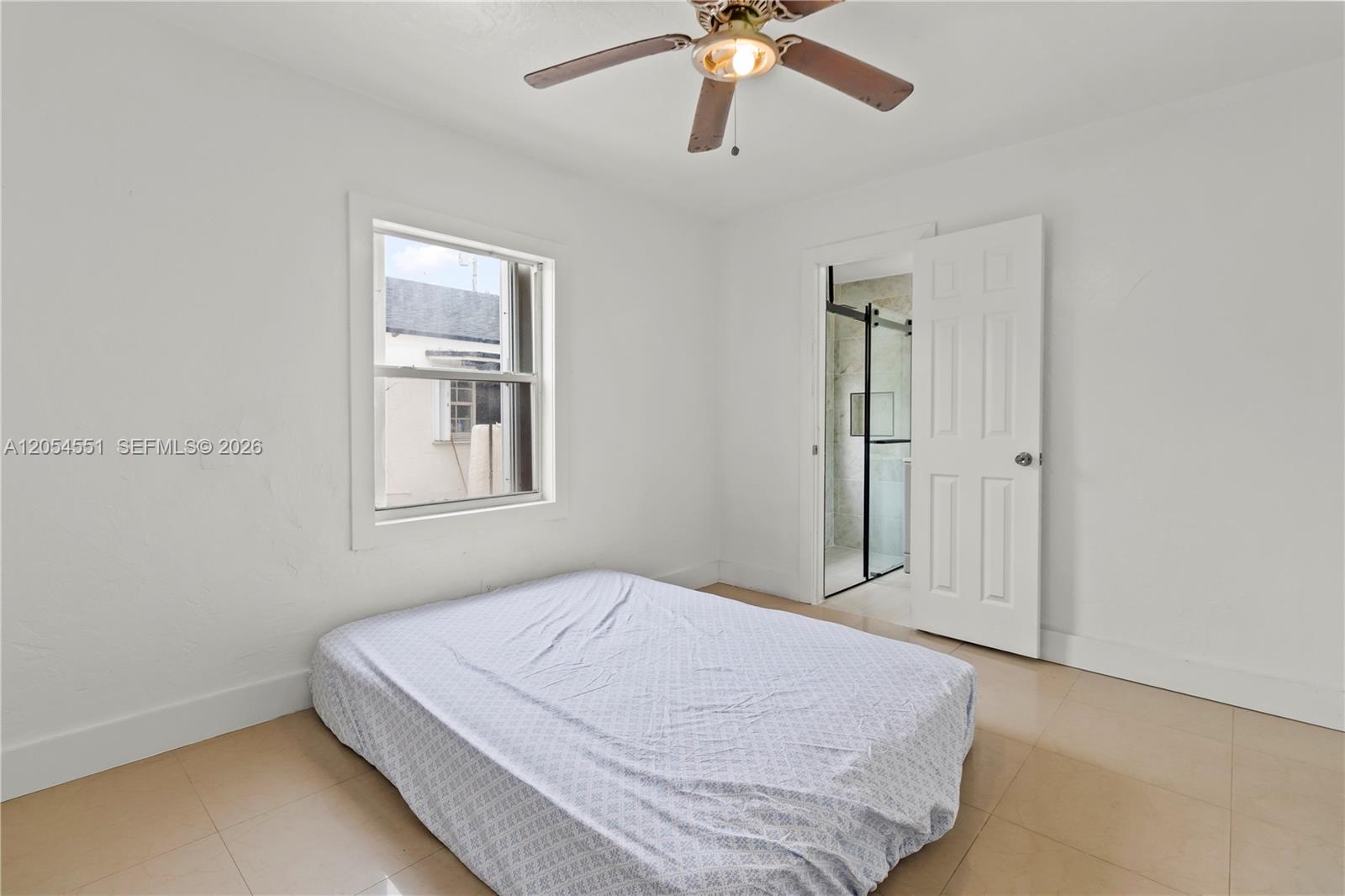 Ver detalles / 1818 sq. ft. $ 2026-07-16 0 foto