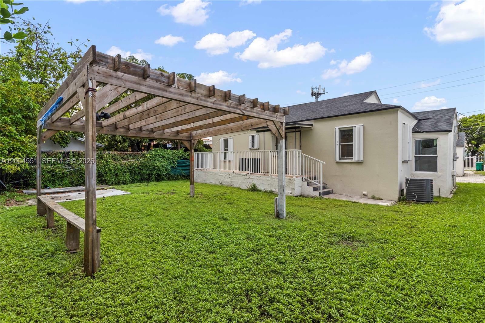 Ver detalles / 1818 sq. ft. $ 2026-07-16 0 foto