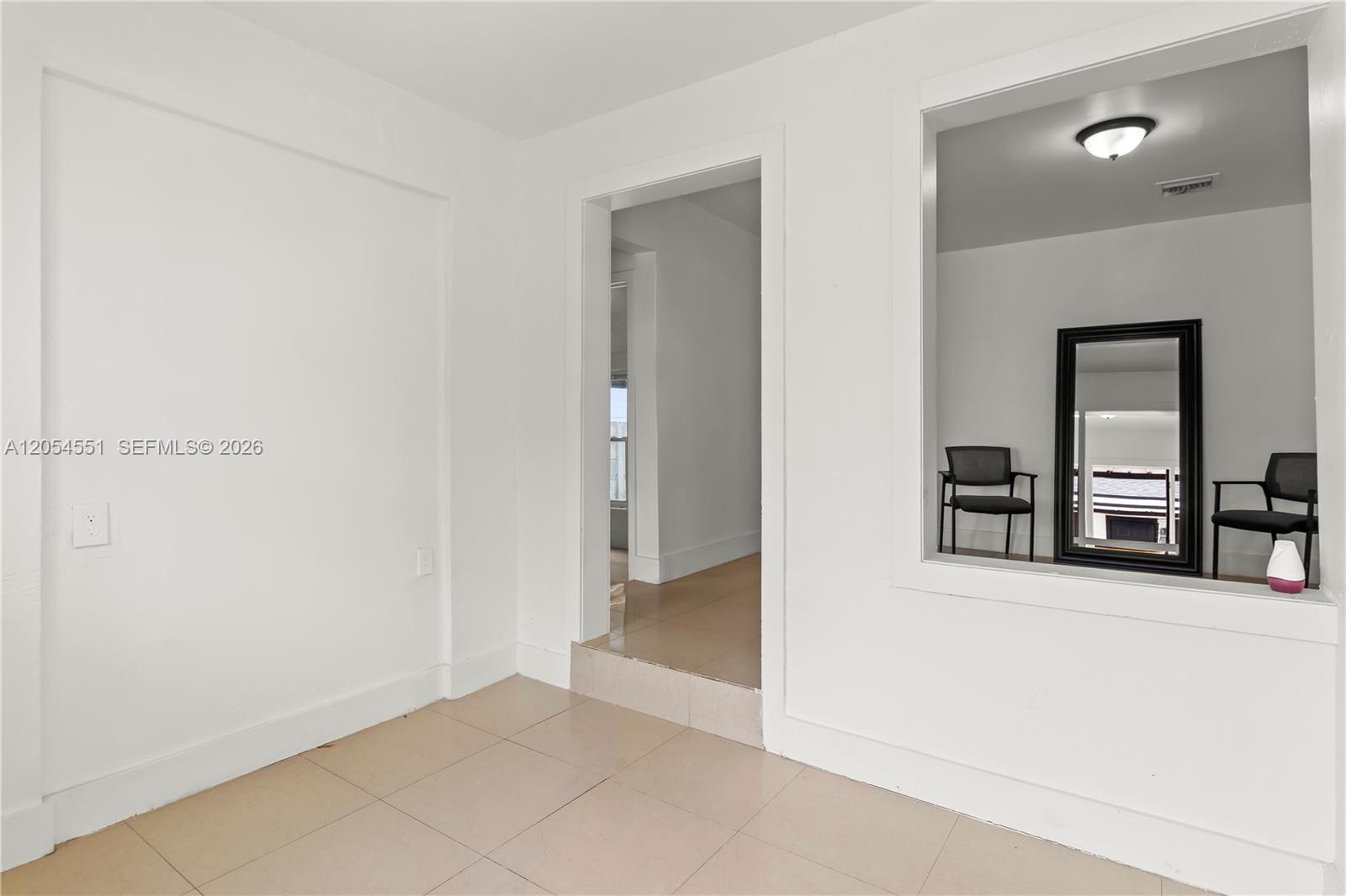 Ver detalles / 1818 sq. ft. $ 2026-07-16 0 foto