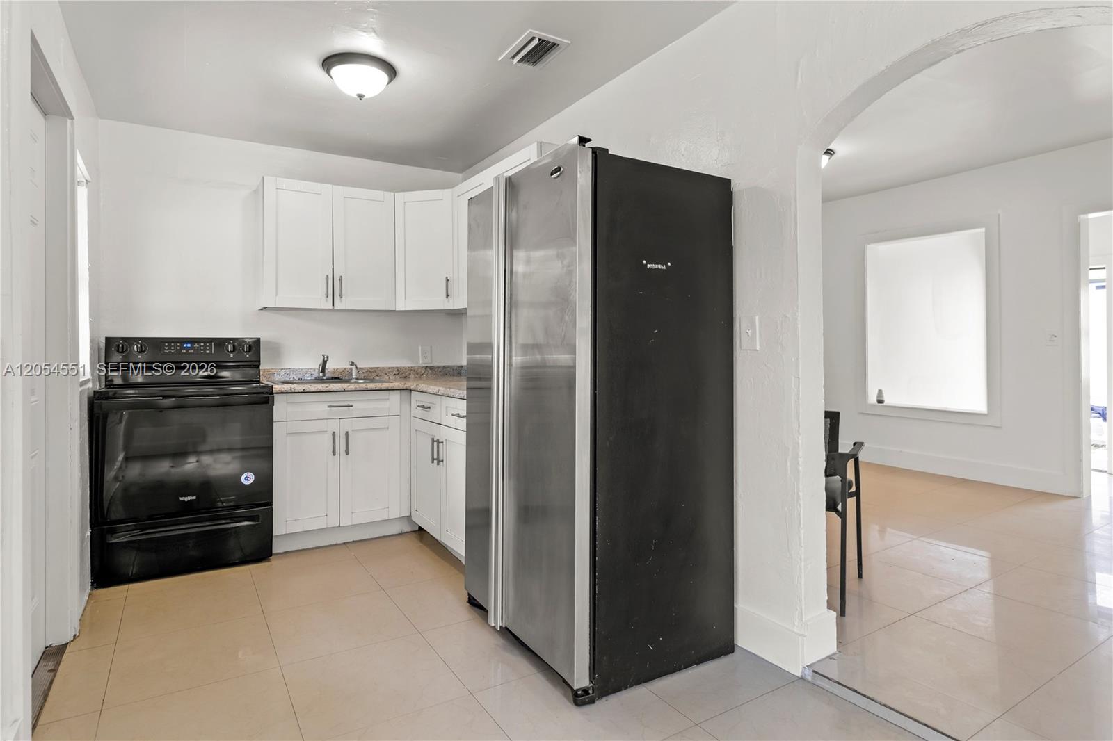 Ver detalles / 1818 sq. ft. $ 2026-07-16 0 foto