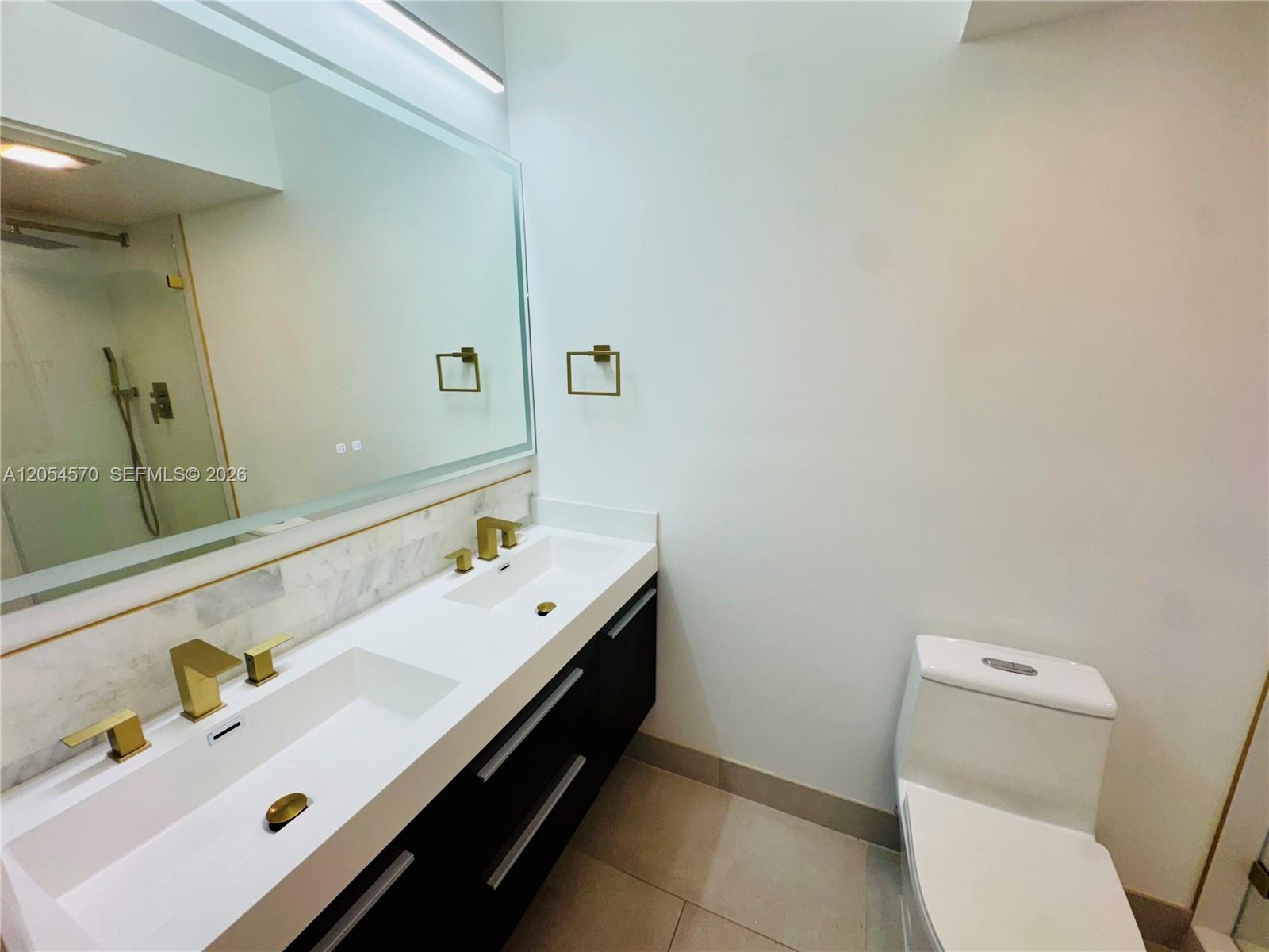 Photo of 420 12th Ave #502, Hallandale Beach, Florida, 33009 -