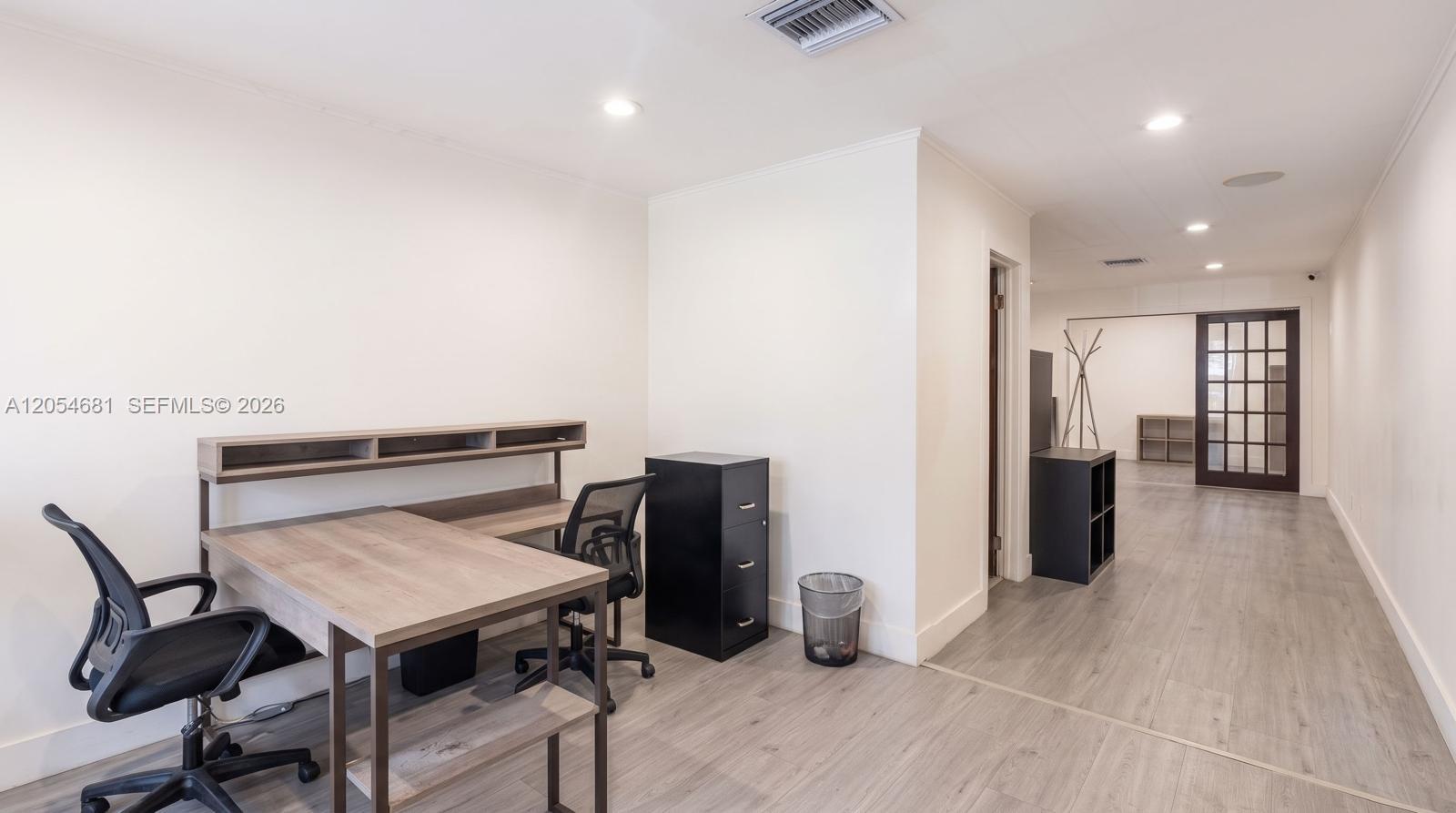 Ver detalles 5520-5522 / sq. ft. $ 2026-07-16 0 foto