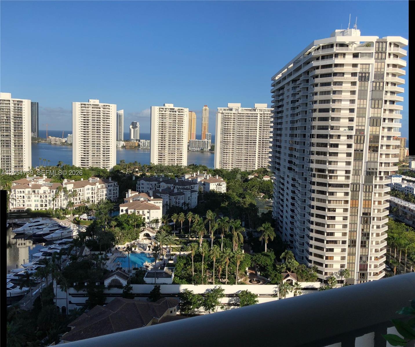 Ver detalles 2308 2 / 2 1230 sq. ft. $ 2026-07-16 0 foto
