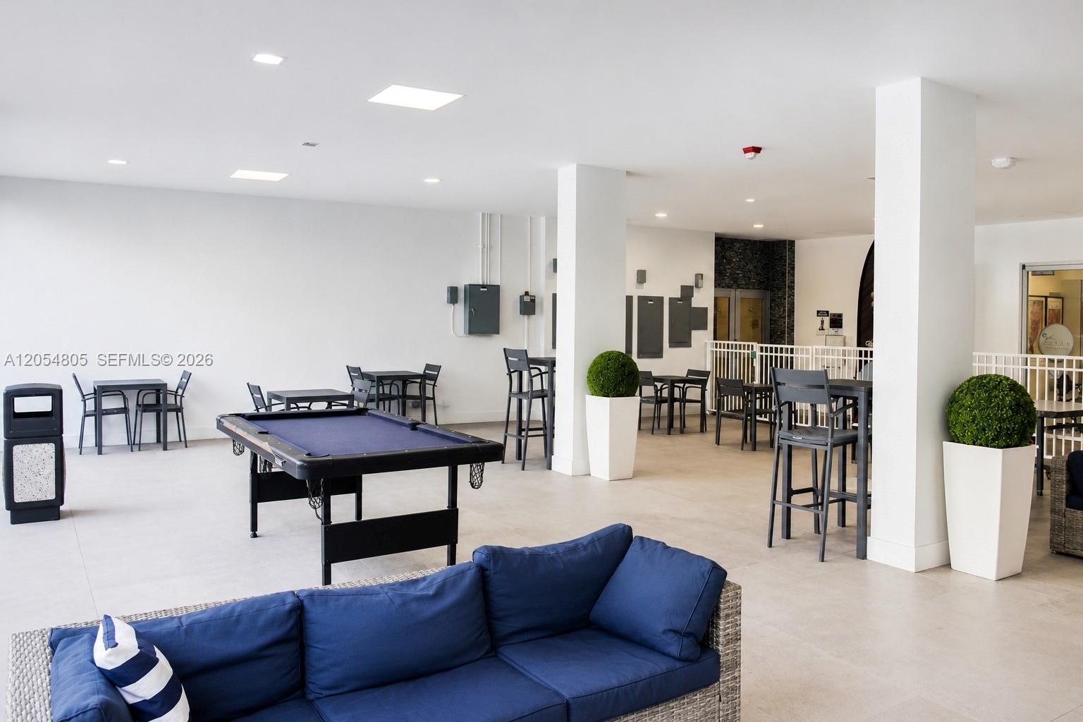 Photo of 19370 Collins Ave  #915, Sunny Isles Beach, Florida, 33160 - 