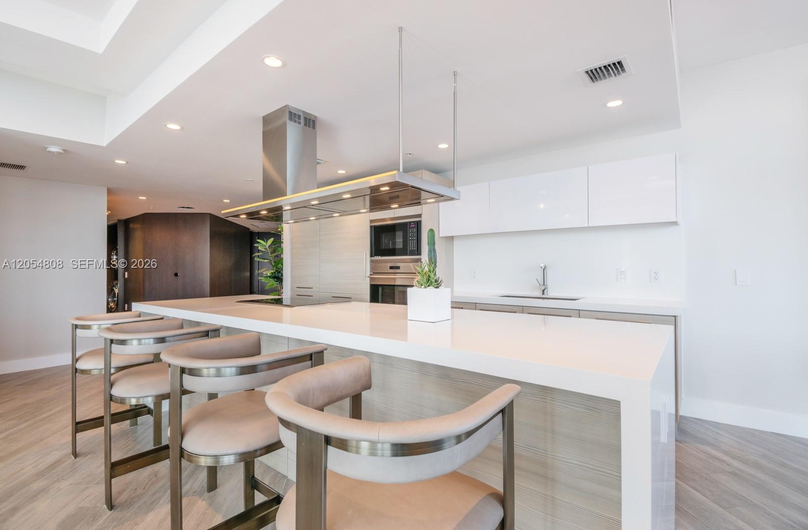 Photo of 17301 Biscayne Blvd #1609, North Miami Beach, Florida, 33160 -
