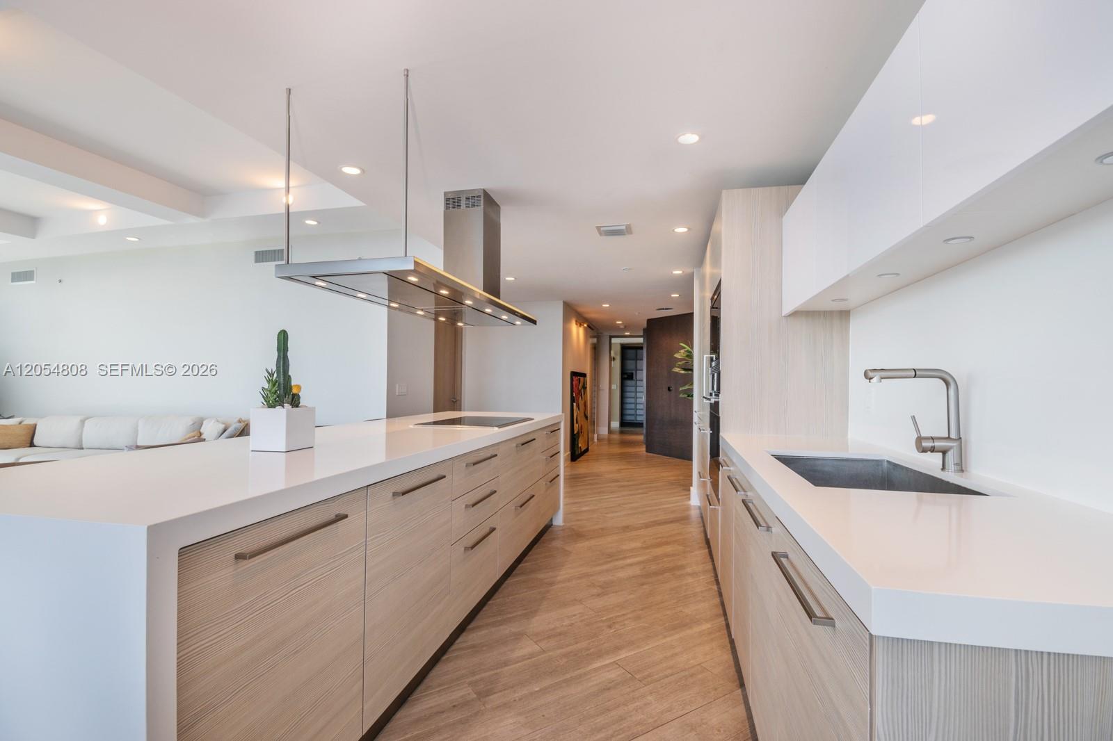 Photo of 17301 Biscayne Blvd #1609, North Miami Beach, Florida, 33160 -