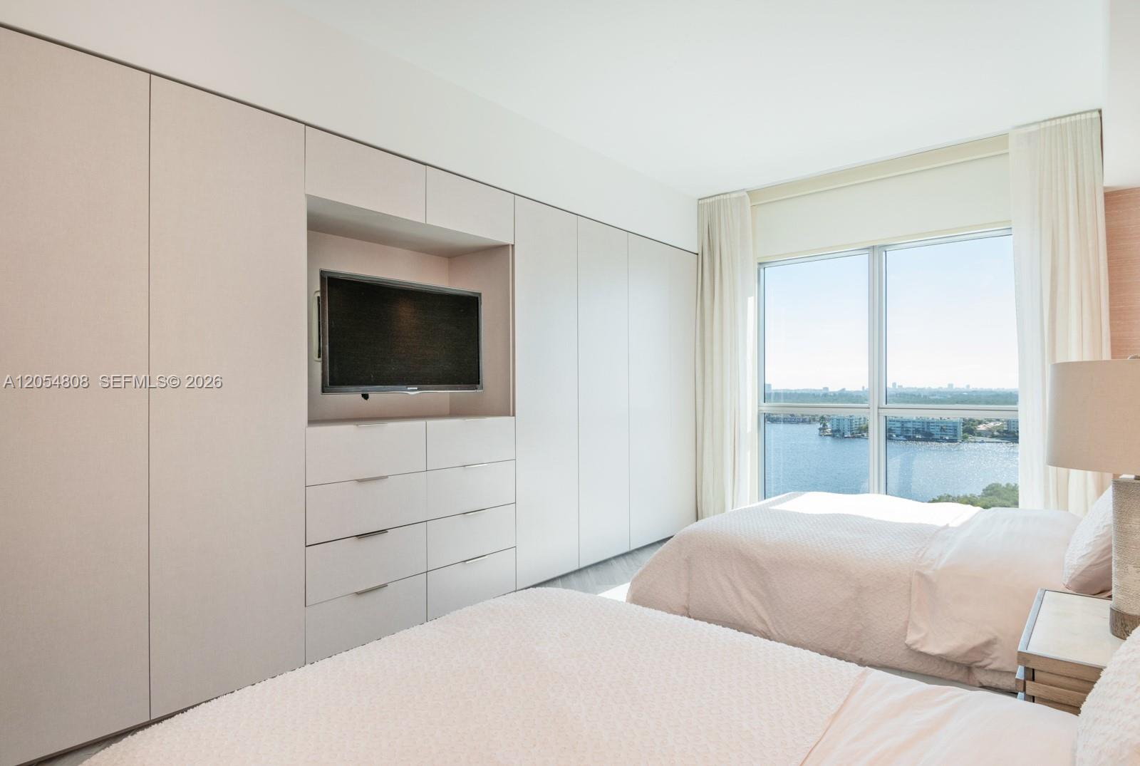 Photo of 17301 Biscayne Blvd #1609, North Miami Beach, Florida, 33160 -