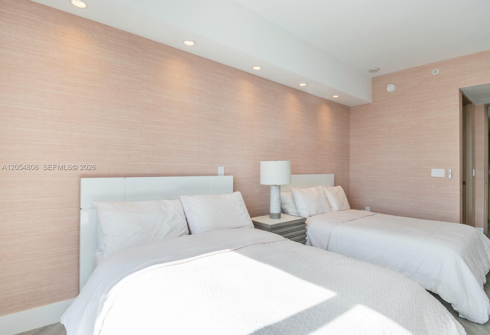 Photo of 17301 Biscayne Blvd #1609, North Miami Beach, Florida, 33160 -