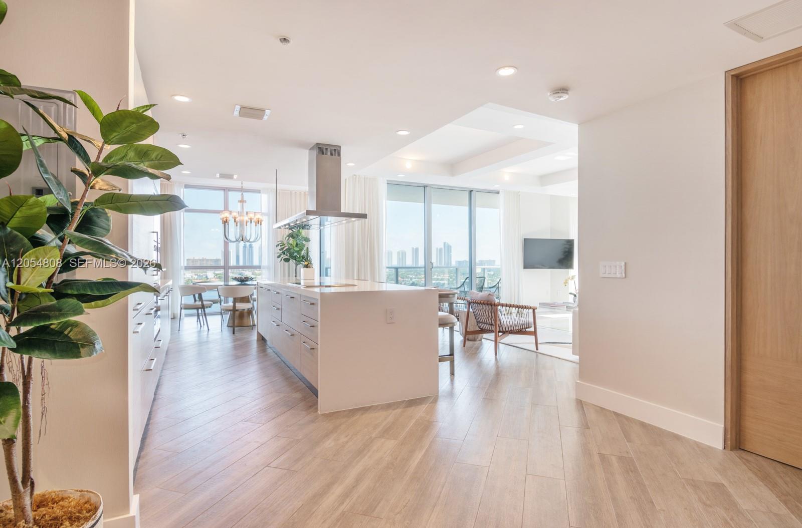 Photo of 17301 Biscayne Blvd #1609, North Miami Beach, Florida, 33160 -