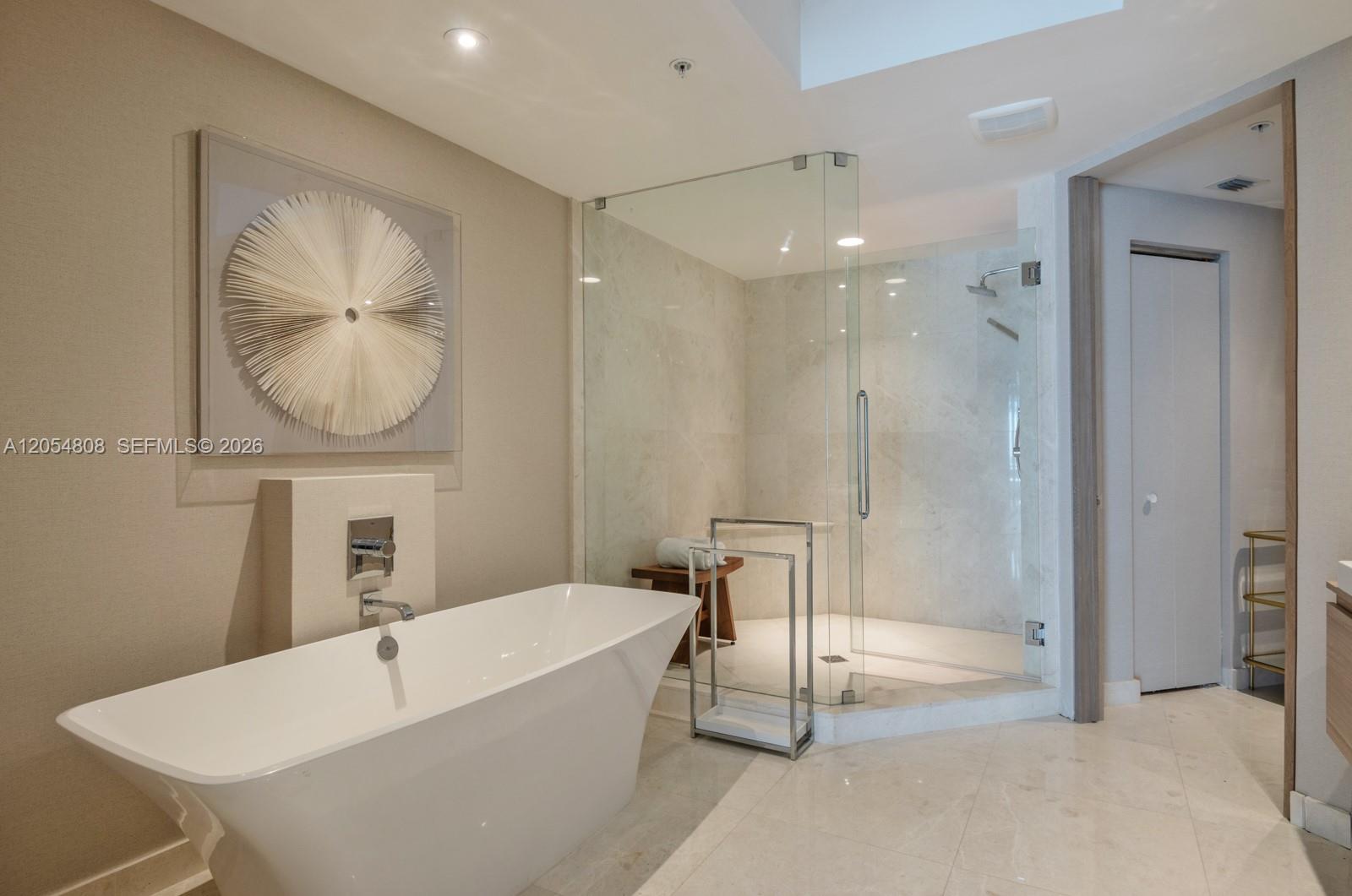 Photo of 17301 Biscayne Blvd #1609, North Miami Beach, Florida, 33160 -