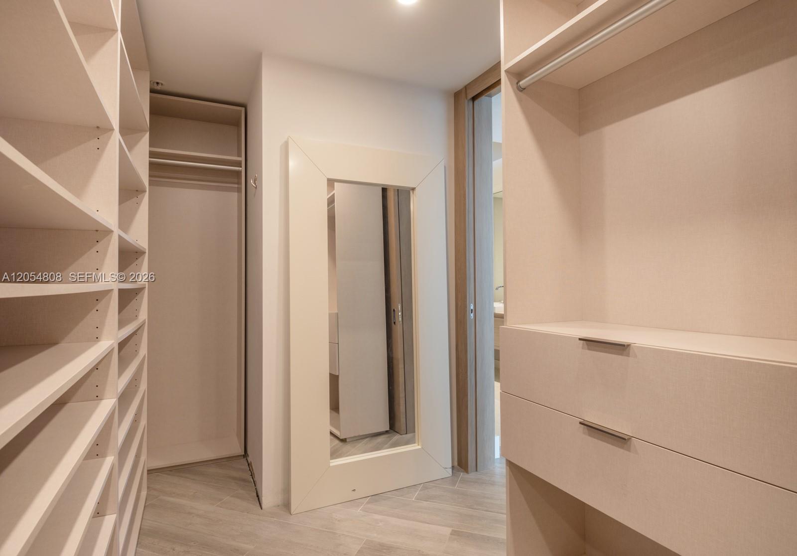 Photo of 17301 Biscayne Blvd #1609, North Miami Beach, Florida, 33160 -