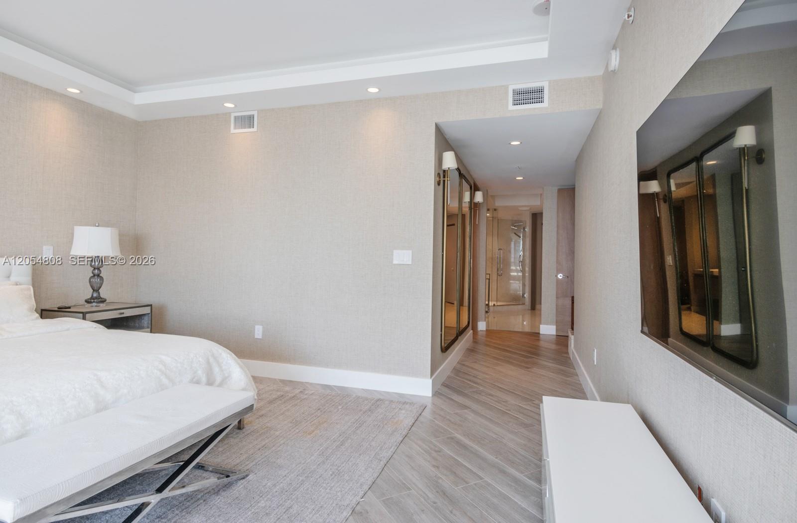 Photo of 17301 Biscayne Blvd #1609, North Miami Beach, Florida, 33160 -