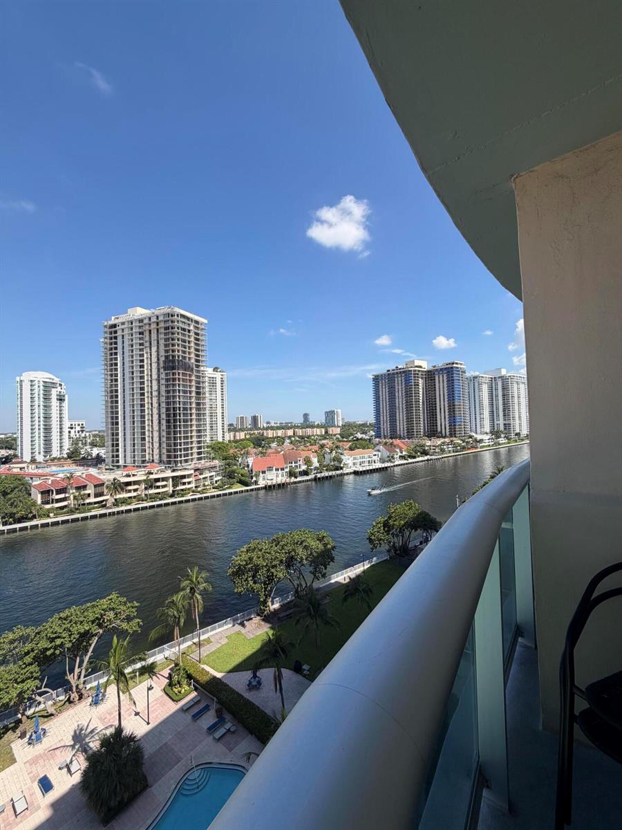 Photo of 19390 Collins  #1103, Sunny Isles Beach, Florida, 33160 - IMG_3425