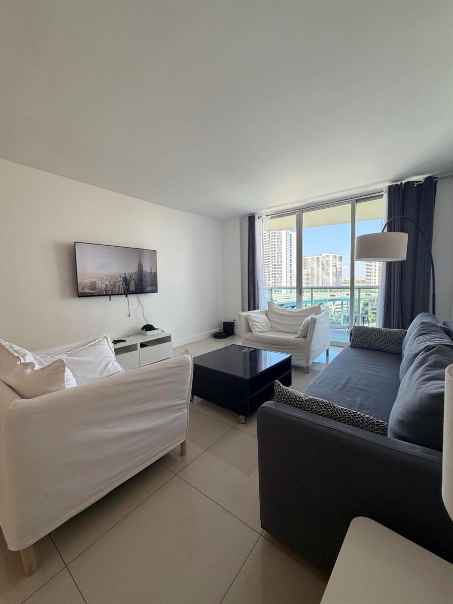 Photo of 19390 Collins  #1103, Sunny Isles Beach, Florida, 33160 - IMG_3422